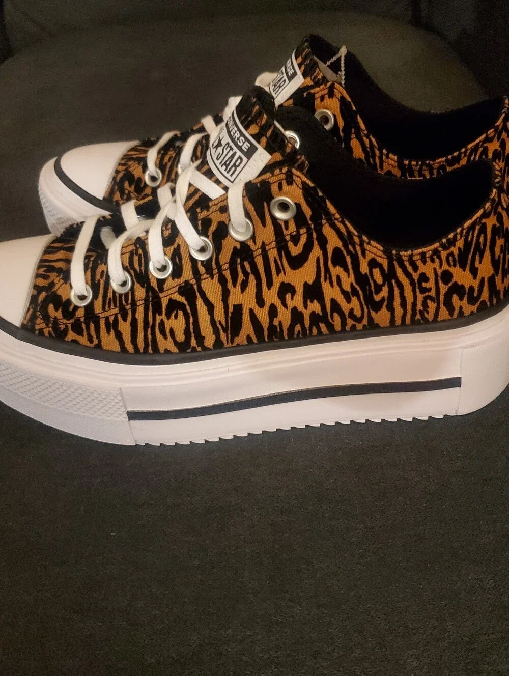 Converse All Stars  Leopard Print Double Stack Platform Low Top  Sneaker UNISEX - Picture 7 of 11